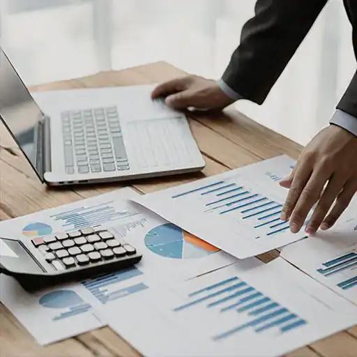 Saya menggunakan fakta dan bukti konkret untuk menilai setiap situasi.